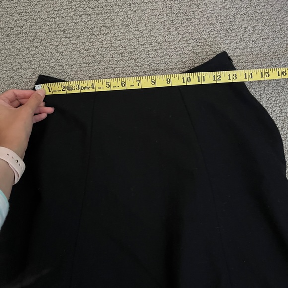 Wool mix fabric skirt in size M - Picture 4 of 5